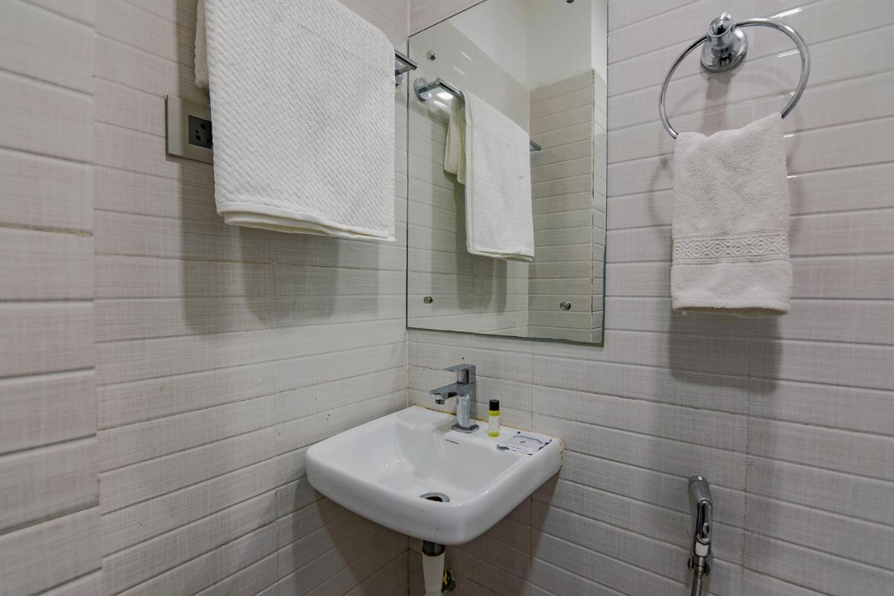 Fabhotel Middleton Desire - Nr Niladri Vihar Square Бхубанешвар Екстер'єр фото