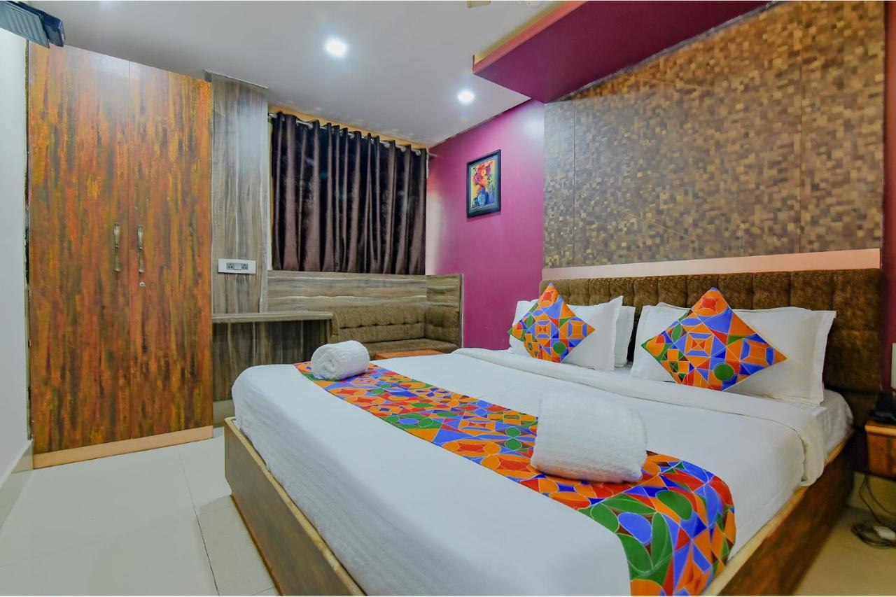 Fabhotel Middleton Desire - Nr Niladri Vihar Square Бхубанешвар Екстер'єр фото